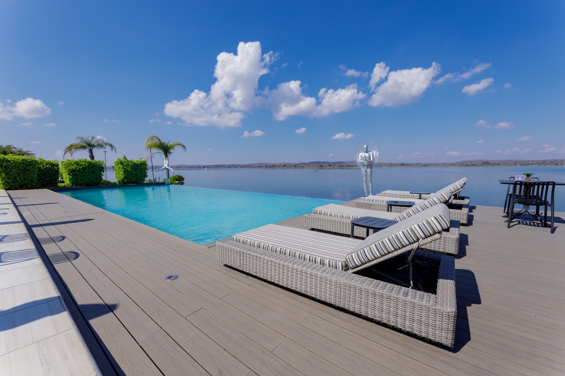 Nandoni Waterfront Resort
